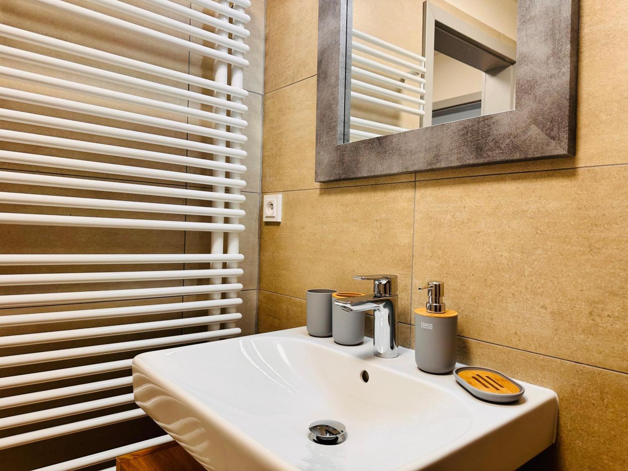 Vista 14 Apartment โรกีนีซ นัด ยีเซอโร ภายนอก รูปภาพ
