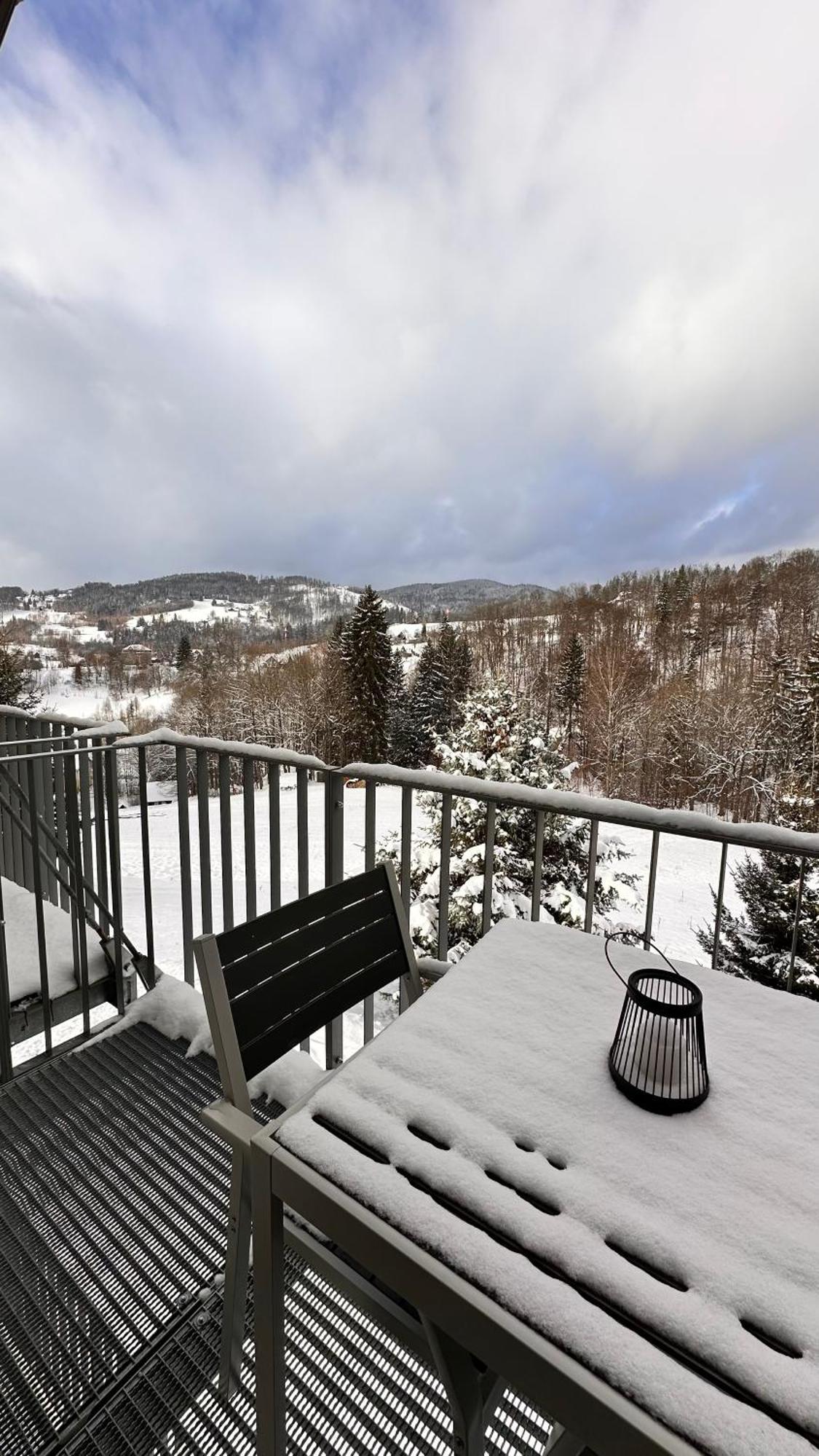 Vista 14 Apartment โรกีนีซ นัด ยีเซอโร ภายนอก รูปภาพ